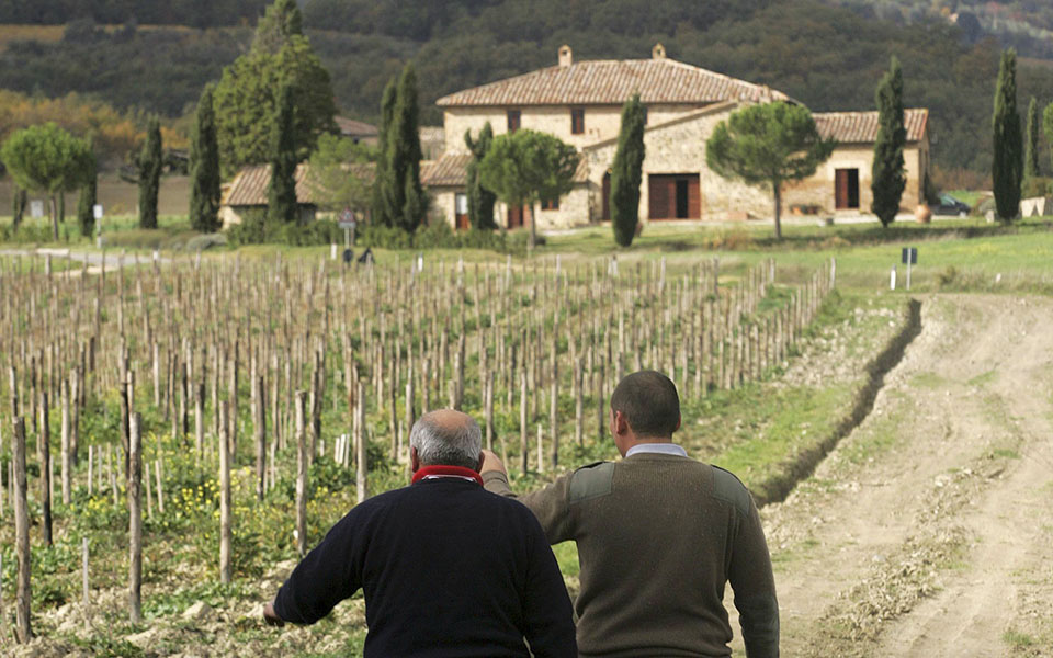 ιταλία-από-κέντρο-φιλοξενίας-σε-ιταλι-561387685