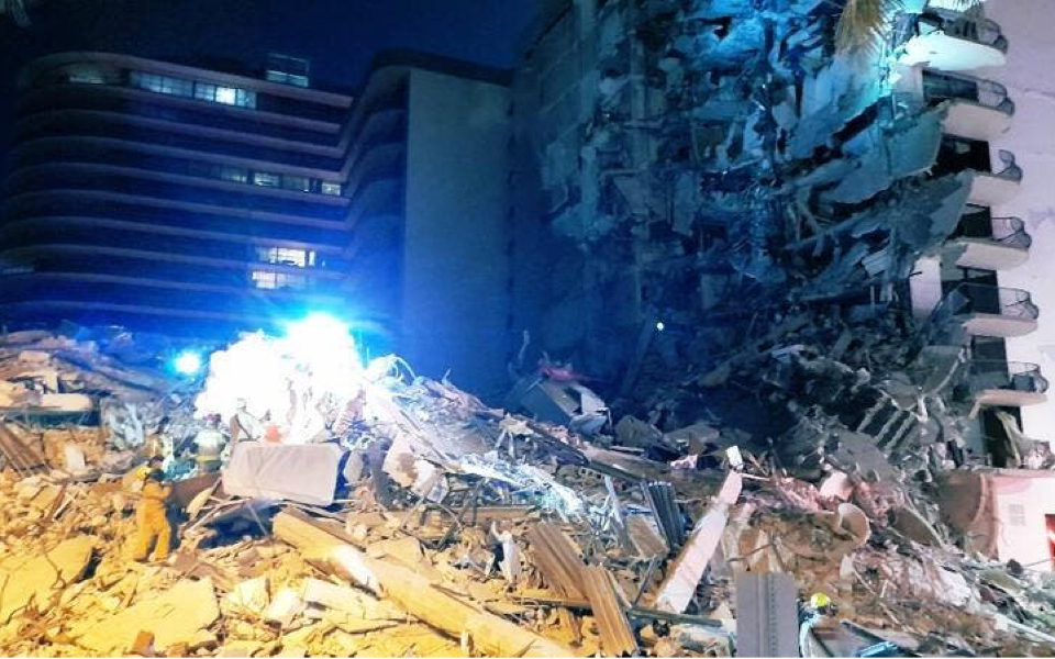 μαϊάμι-φόβοι-για-νεκρούς-από-κατάρρευ-561409786