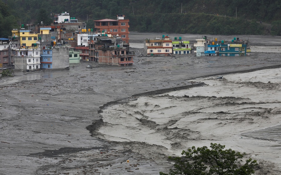 ιμαλάια-τουλάχιστον-17-νεκροί-από-εκτετ-561402658