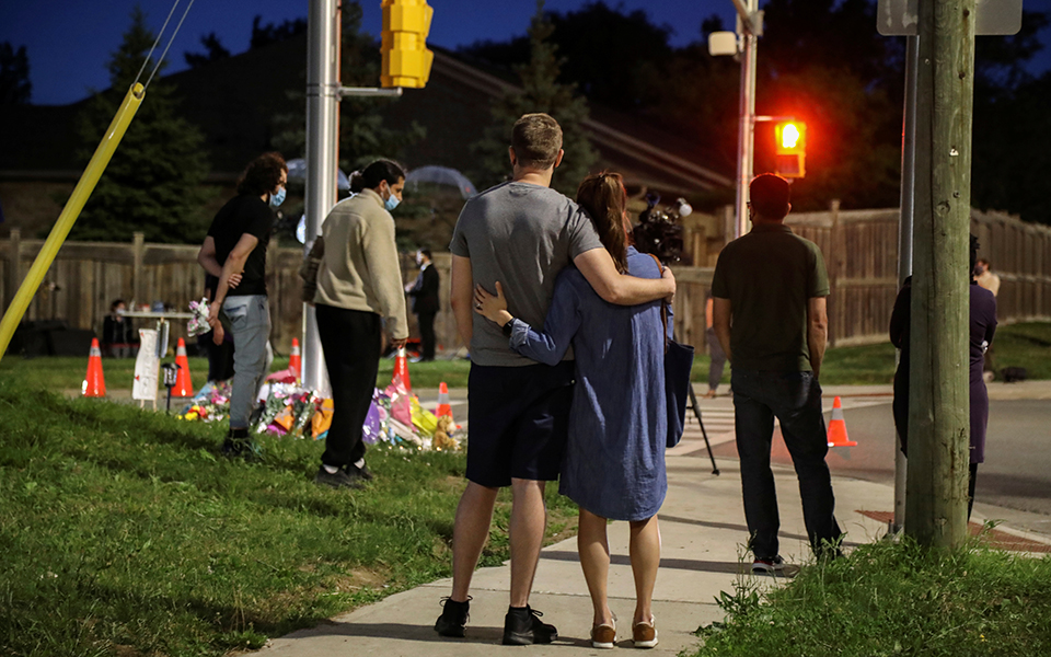 καναδάς-20χρονος-παρέσυρε-με-φορτηγάκι-561391843