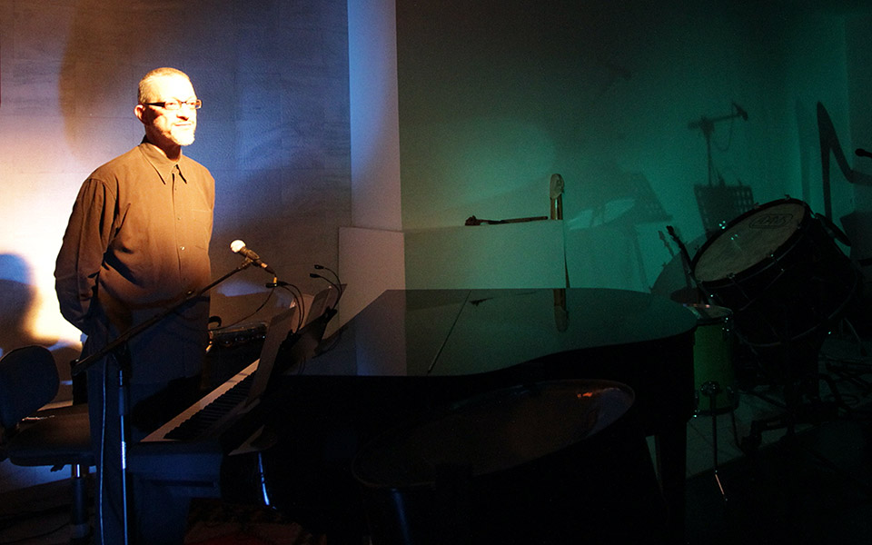 κονσέρτο-με-μουσική-γκουρτζίεφ-από-το-561408418