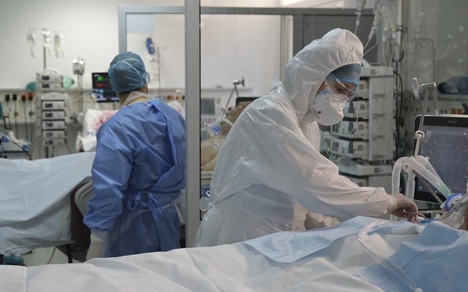 κορωνοϊός-362-νέα-κρούσματα-8-θάνατοι-215-δι-561414301