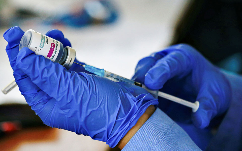 Πώς οδηγήθηκε η Επιτροπή στην απόφαση για το AstraZeneca-1