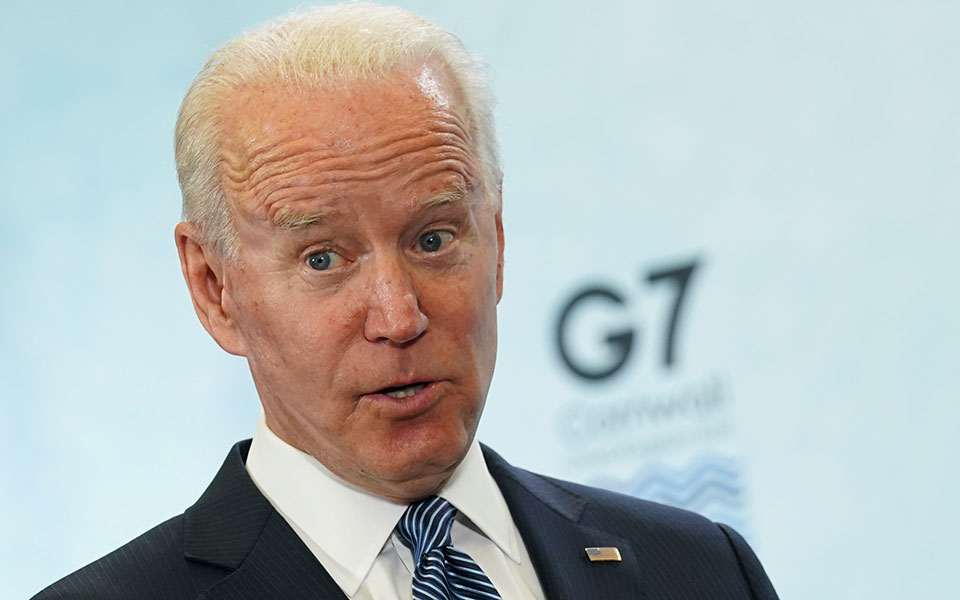 g7-ο-μπάιντεν-διαμηνύει-ότι-η-αμερική-ε-561398167