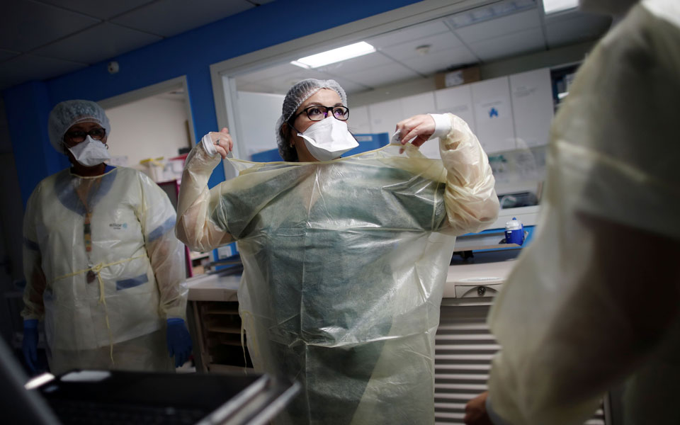 βρετανός-υπ-υγείας-40-πιο-μεταδοτική-η-μ-561390604