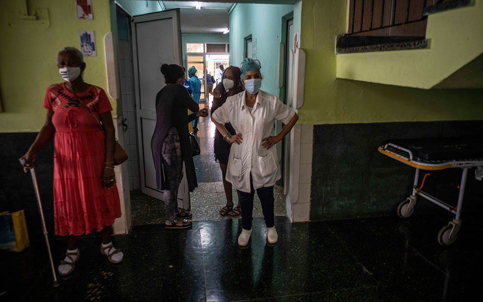 εμβόλια-covid-η-κούβα-βρίσκεται-σε-επαφή-με-561386173