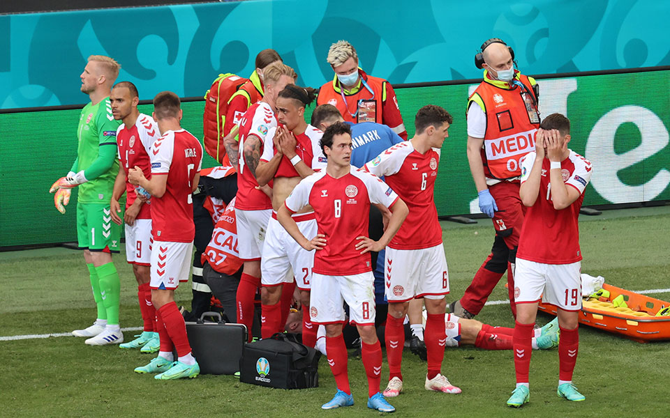 Euro 2021 – Έρικσεν: Η στιγμή που πάγωσε ο πλανήτης, η ανακούφιση και το τείχος της αξιοπρέπειας-5