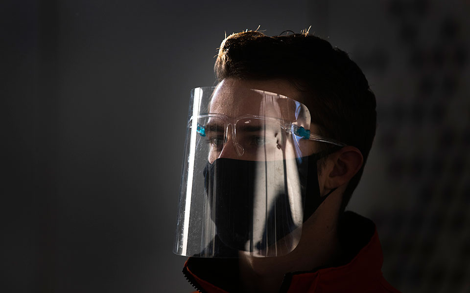 μελέτη-covid-οι-χειρουργικές-μάσκες-προστ-561409573