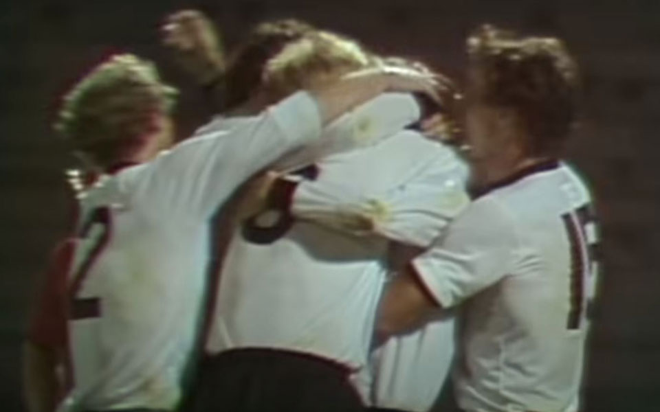 euro-2021-το-πέναλτι-πανένκα-και-το-γκολ-του-βα-561392608