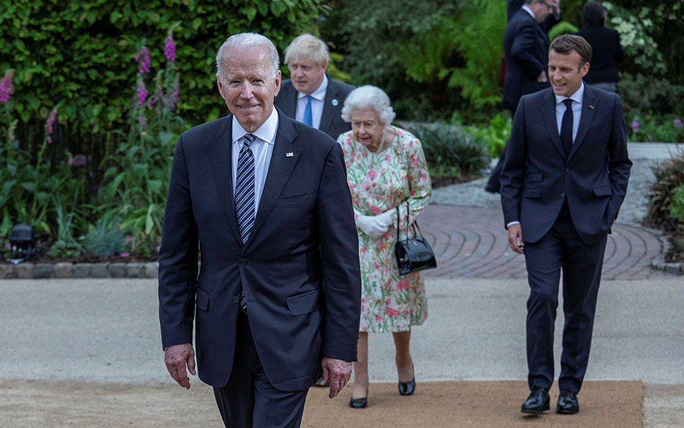 η-g7-θα-δωρίσει-1-δισ-εμβόλια-σε-92-φτωχές-χώ-561397138