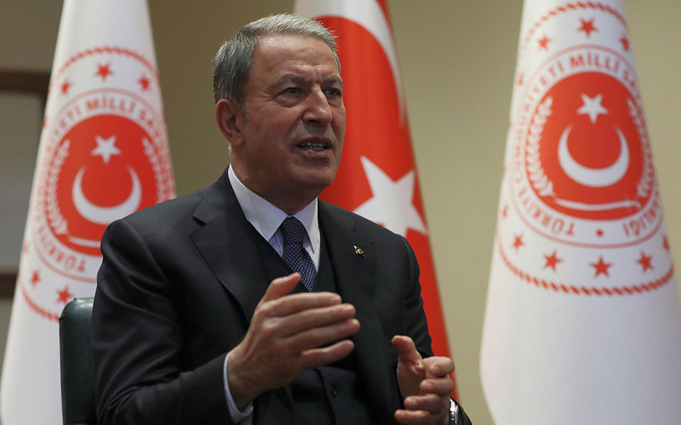 ακάρ-τα-νησιά-πρέπει-να-είναι-αποστρατ-561389389