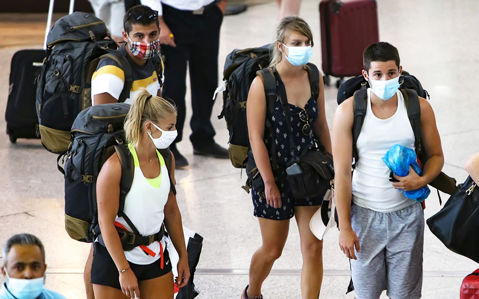 αεροδρόμια-ανακάμπτει-η-επιβατική-κί-561401521