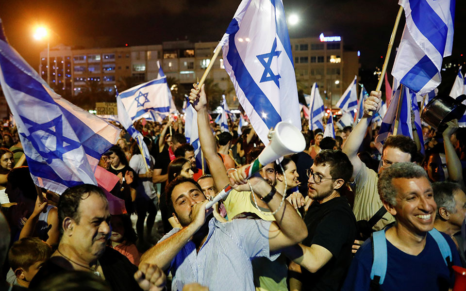 Ισραήλ: Ο Ναφτάλι Μπένετ ορκίζεται πρωθυπουργός-1