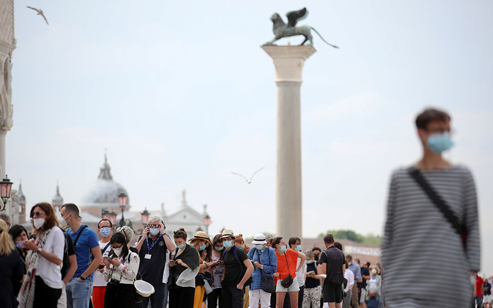 ιταλικά-μμε-προς-παράταση-της-κατάστα-561401659