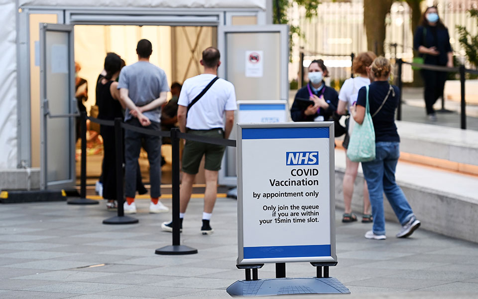 κορωνοϊός-τα-νέα-δεδομένα-για-το-στέλε-561399688