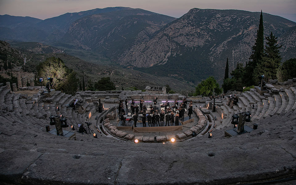 θέατρο-δελφών-350-000-γερμανοί-τηλεθεατές-π-561391534