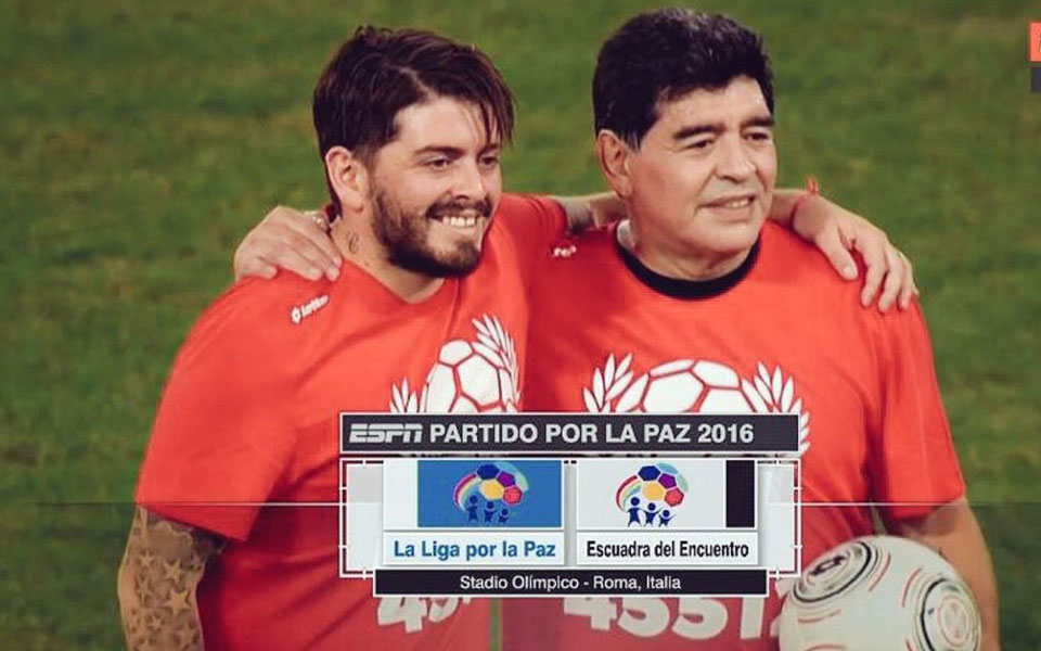 εκκληση-του-υιού-μαραντόνα-για-τα-χαμέ-561396229