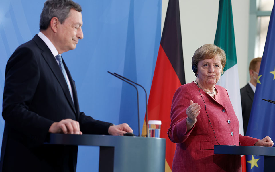 το-μεταναστευτικό-στο-τραπέζι-της-μέρ-561406765