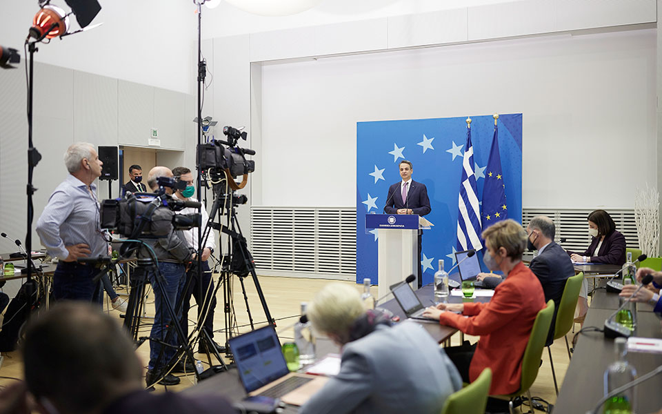 Μητσοτάκης για «Δέλτα»: Μια απάντηση υπάρχει, η επιτάχυνση των εμβολιασμών-1