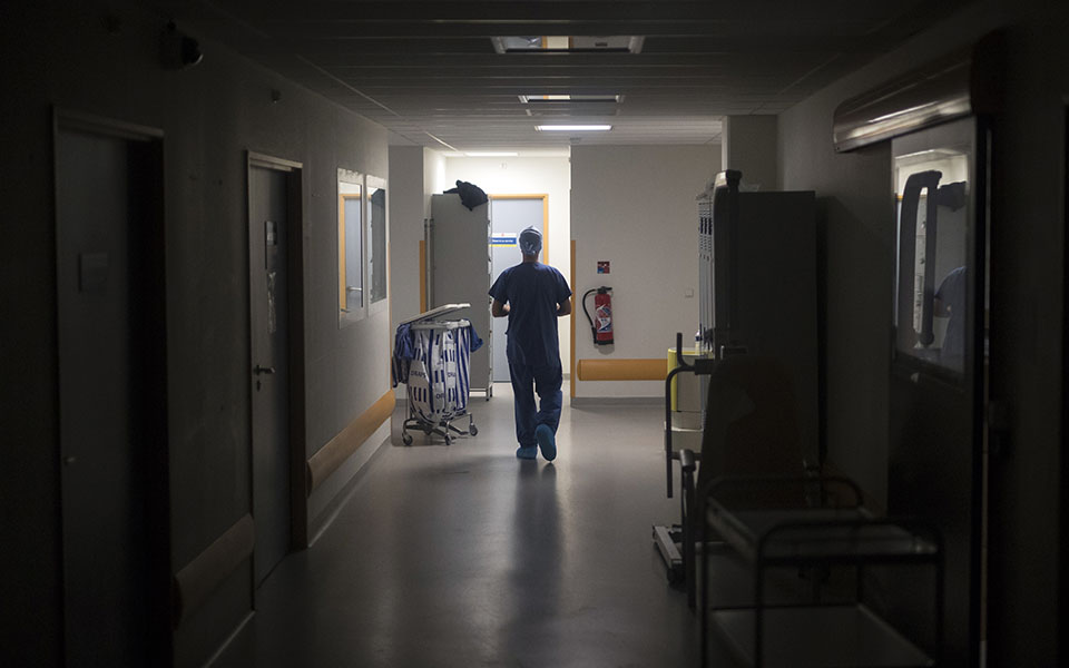 τζανάκης-να-μεταφερθούν-σε-άλλες-υπηρ-561396763