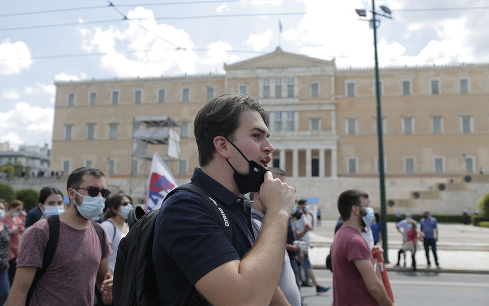 Κινητοποιήσεις: Ποιοι απεργούν σήμερα-1