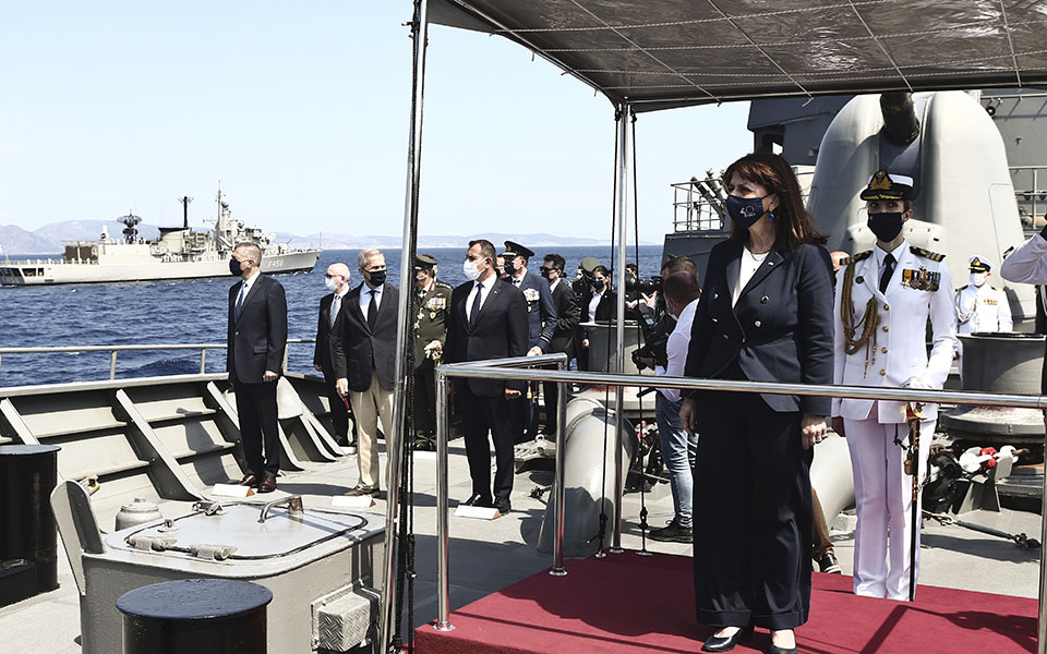 Κ. Σακελλαροπούλου: Εθνική υπερηφάνεια για τους άνδρες και τις γυναίκες του Πολεμικού Ναυτικού – Εικόνες-2