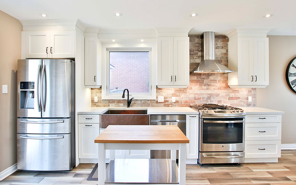 υλικά-για-να-κάνετε-την-κουζίνα-σας-μον-561402703