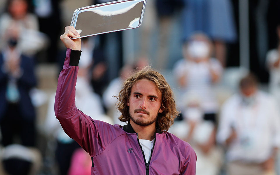 Στέφανος Τσιτσιπάς: Λύγισε στον τελικό με τον Τζόκοβιτς – Πάλεψε σαν λιοντάρι, η Ελλάδα στην κορυφή του τένις-4