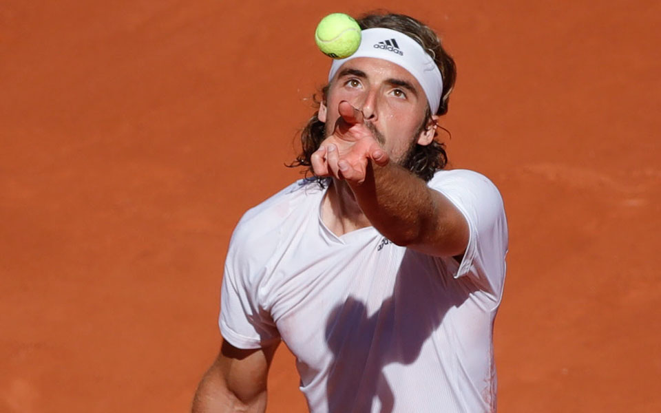 τελικός-roland-garros-2-1-σετ-υπέρ-του-στέφανου-τσιτ-561398155