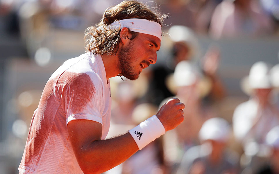 Στέφανος Τσιτσιπάς: Λύγισε στον τελικό με τον Τζόκοβιτς – Πάλεψε σαν λιοντάρι, η Ελλάδα στην κορυφή του τένις-2