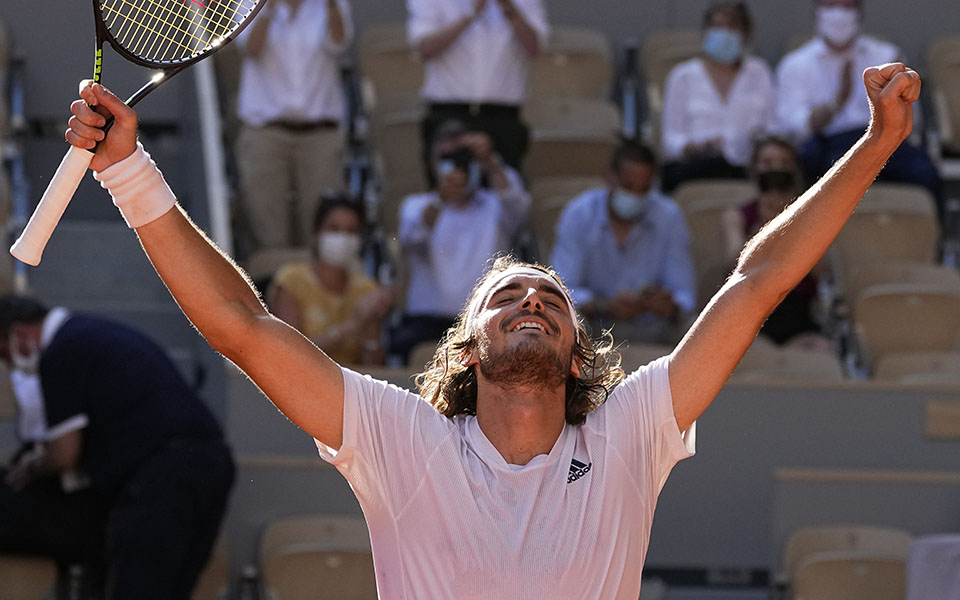 στα-χνάρια-του-τσιτσιπά-και-της-κανονι-561397006