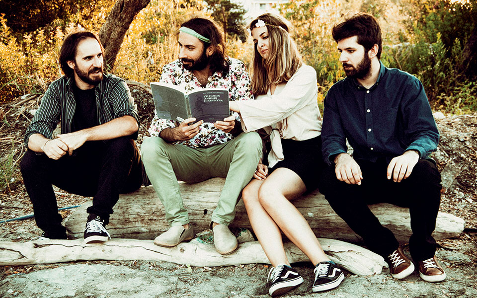 οδύνη-και-παρωδία-561438520