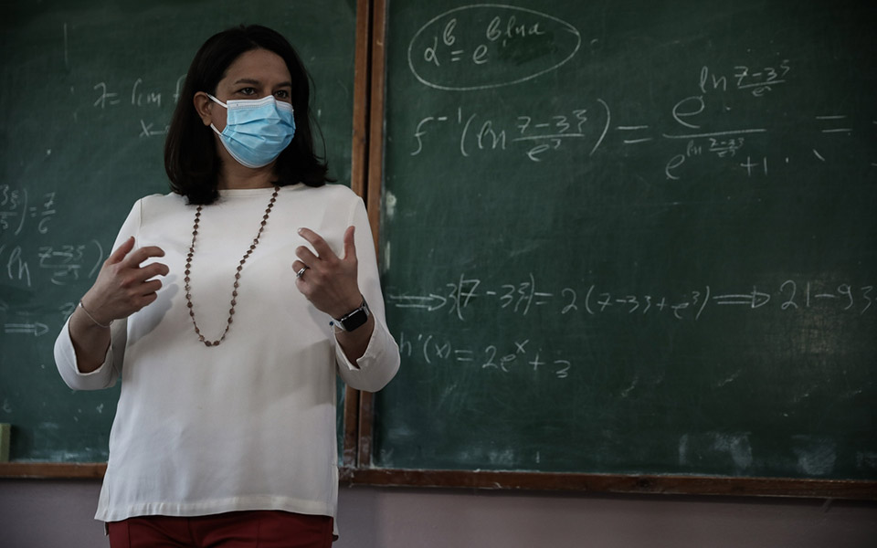 κεραμέως-για-σχολεία-η-κυβέρνηση-θέλε-561448378