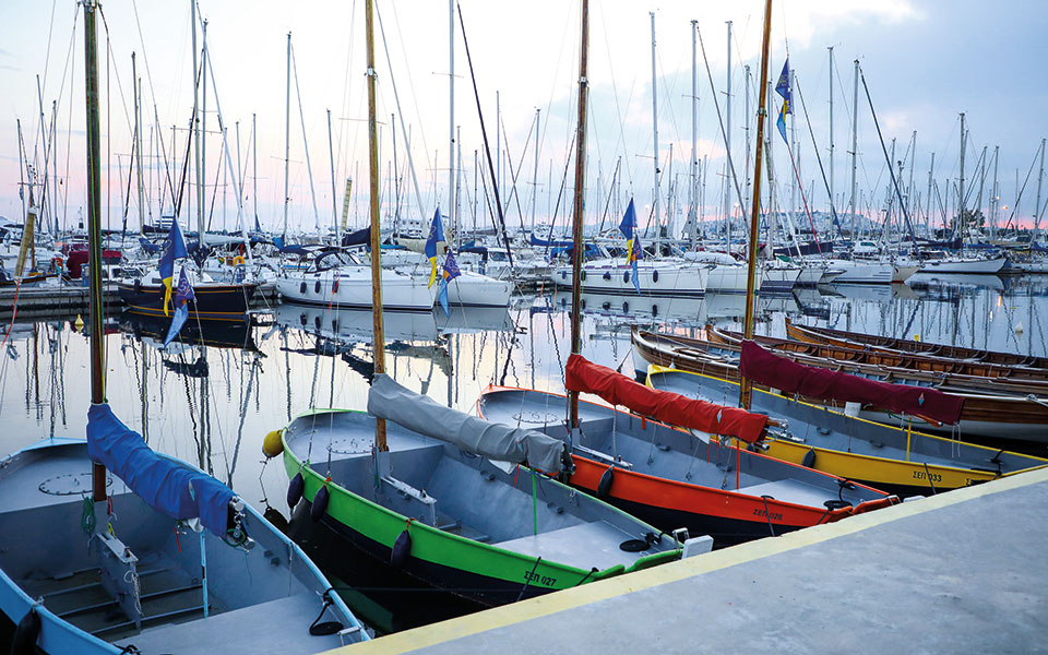 πλατεία-νερού-και-ευδαιμονίας-561436162