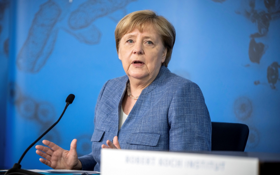 μέρκελ-δεν-σχεδιάζεται-υποχρεωτικός-561432154