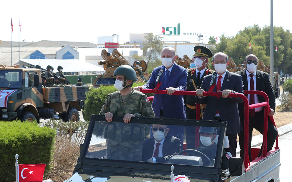 πυρ-ομαδόν-κατά-αγκυρας-για-τα-βαρώσια-561440152