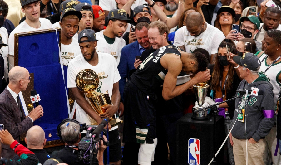 γιάννης-αντετοκούνμπο-τα-δάκρυα-χαρά-561440335