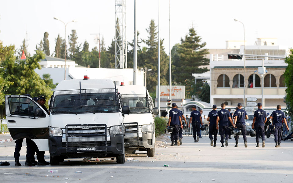 Για πραξικόπημα κατηγορείται ο Πρόεδρος της Τυνησίας-2