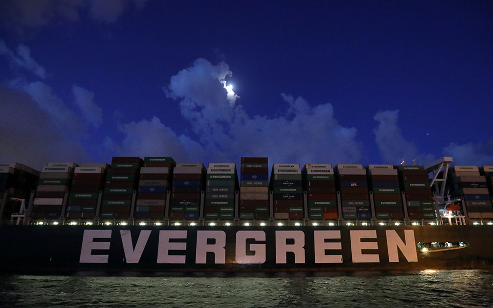 εver-given-έπιασε-λιμάνι-για-πρώτη-φορά-μετά-τ-561451162