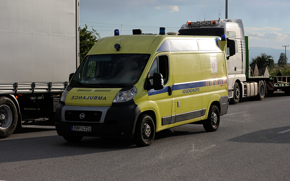 νίκαια-φορτηγό-παρέσυρε-και-σκότωσε-ε-561426619