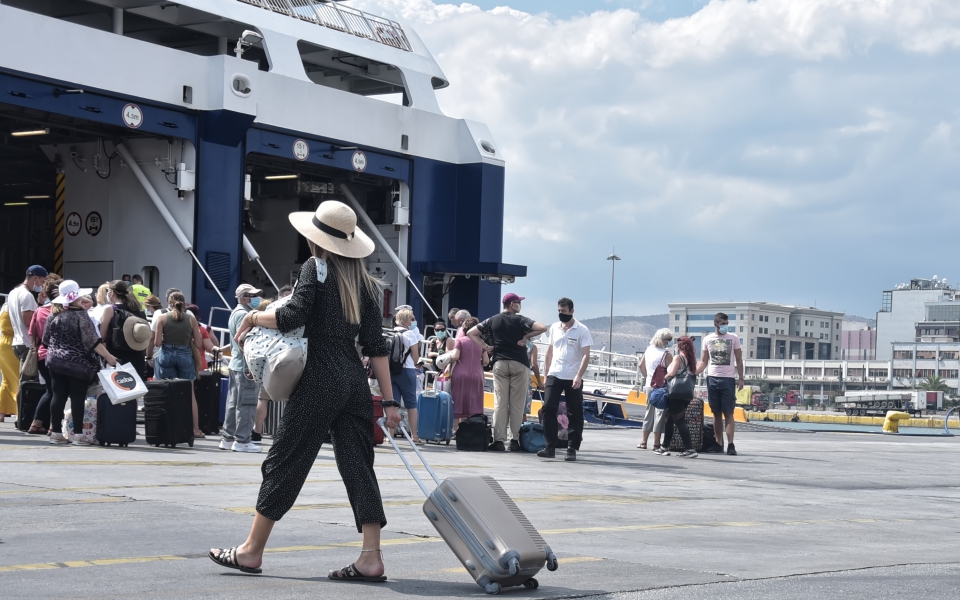 μετακινήσεις-σε-νησιά-τι-θα-ισχύει-για-561418825