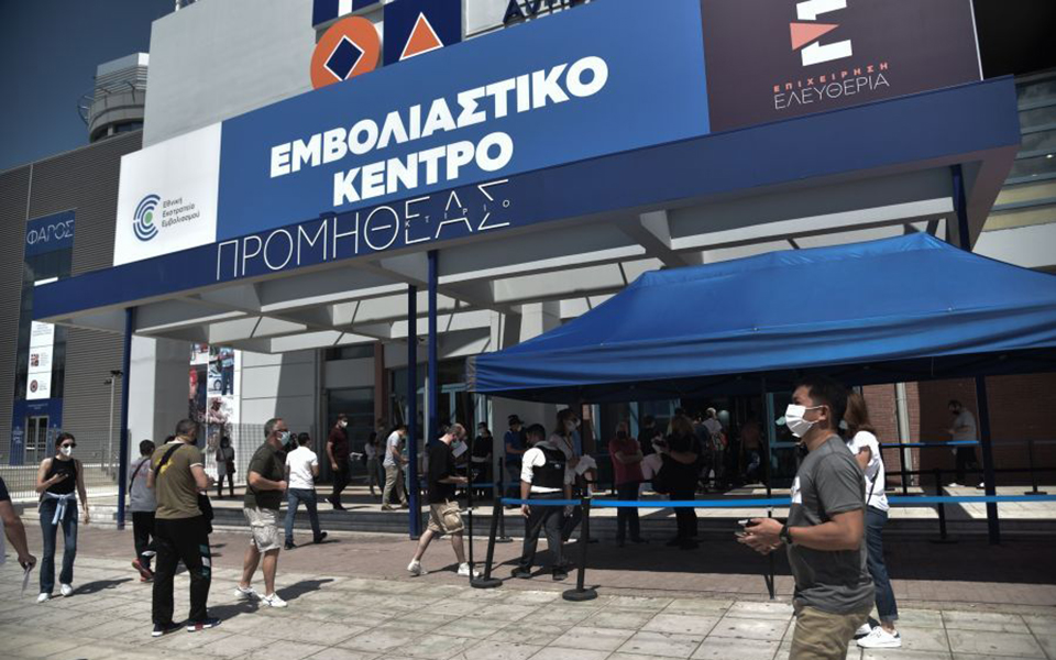 εμβολιασμός-ποιοι-και-πότε-θα-χρειαστ-561448744