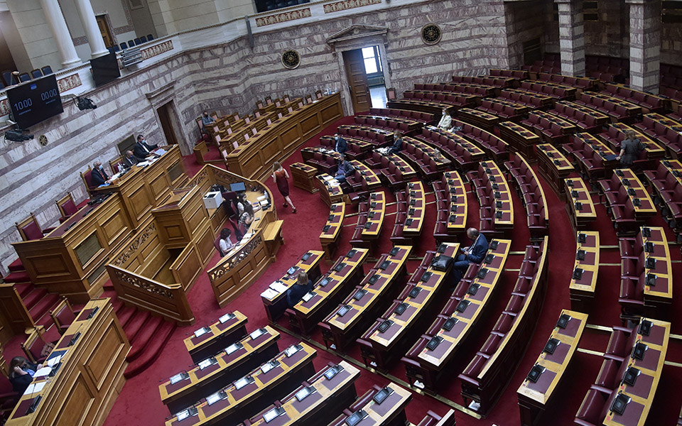 βουλή-σχεδόν-290-βουλευτές-έχουν-εμβολι-561426739