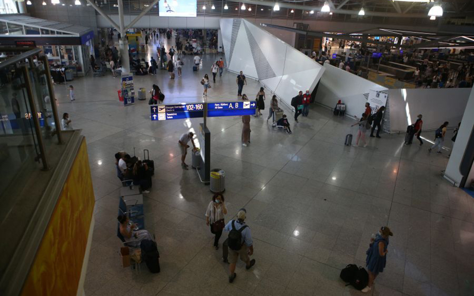 πτήσεις-προς-τα-νησιά-και-με-self-test-για-τα-πα-561447148