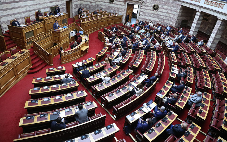 βουλή-δριμύ-κατηγορώ-ν-δ-ν-παππάς-στ-561433231