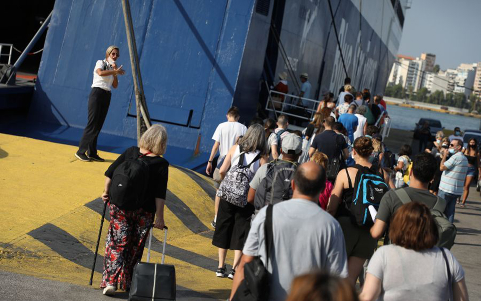 Ανακοινώσεις Χαρδαλιά: Σε αυξημένη επιτήρηση έξι περιοχές – Για ποιους εργαζόμενους θα απαιτούνται δύο τεστ την εβδομάδα-1