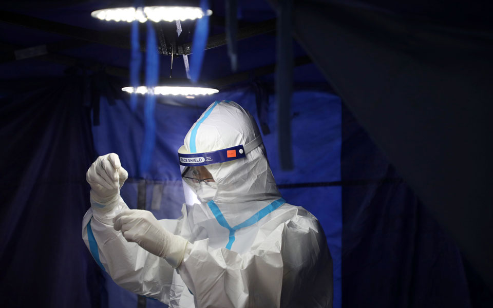 Η μετάλλαξη Δέλτα πολιορκεί τον πλανήτη: Οι εφιαλτικές προβλέψεις για έκρηξη κρουσμάτων-4