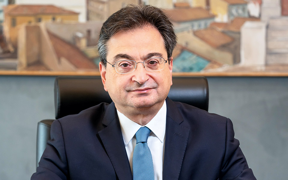 φωκίων-καραβίας-η-ευκαιρία-και-η-ανάγκ-561446389