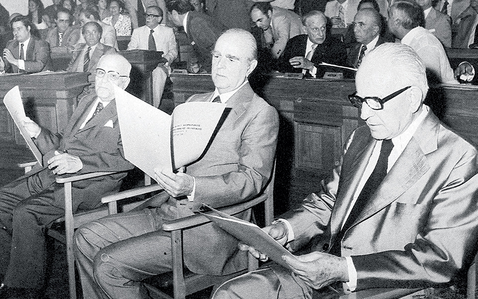 Η συζήτηση περί «σοσιαλμανίας»-1