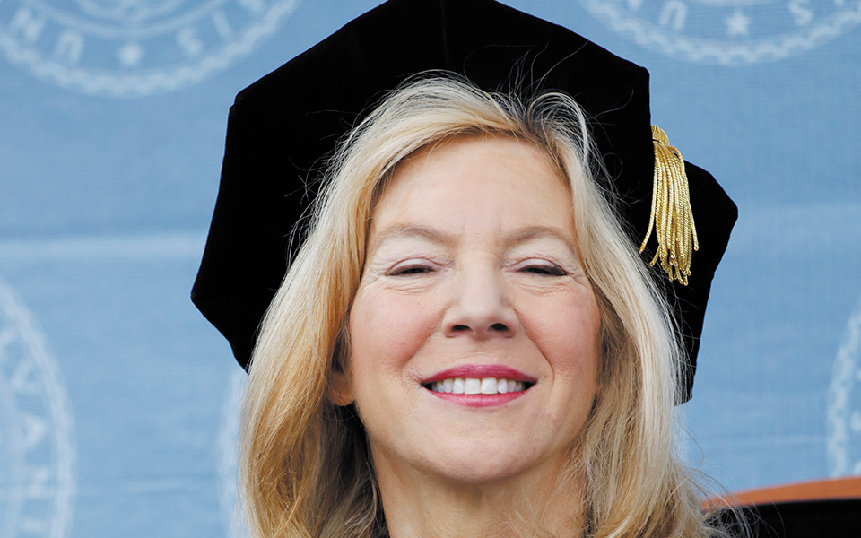 γεφυροποιός-η-νέα-πρέσβειρα-των-ηπα-στ-561417679